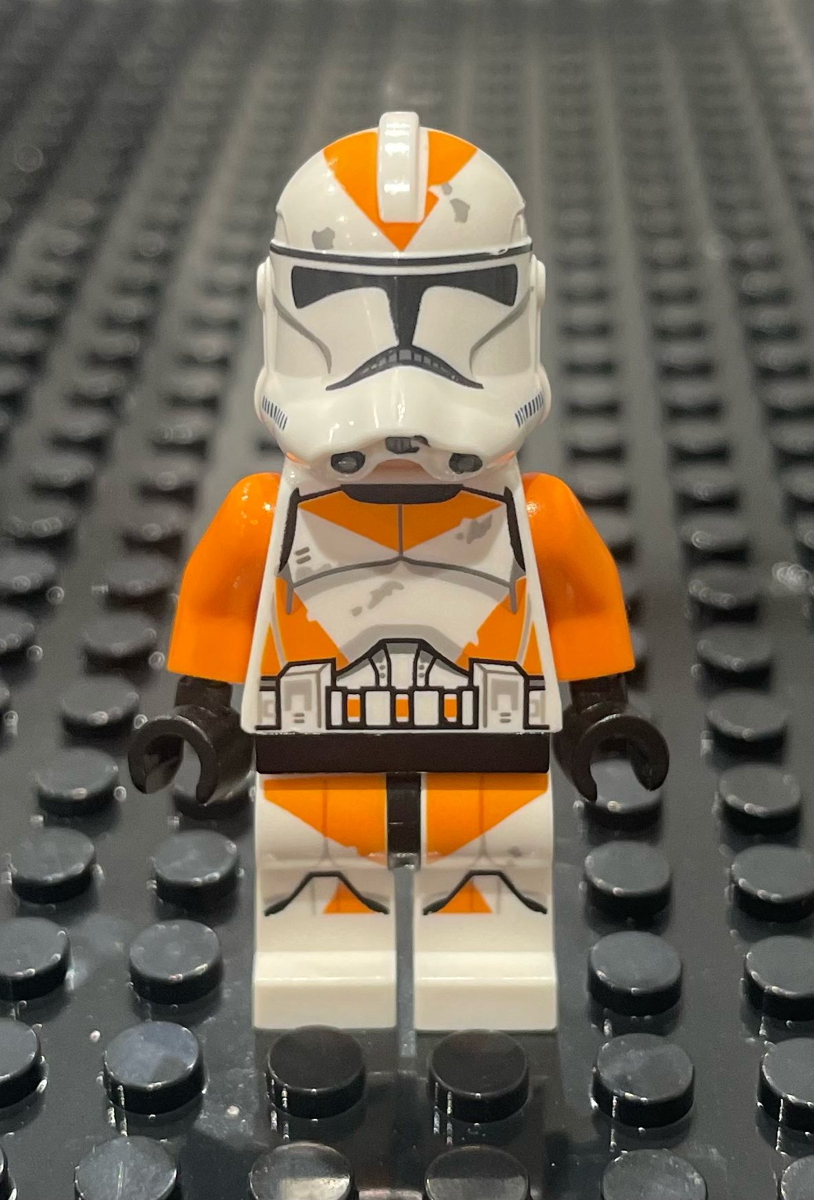 SW0522: Clone Trooper, 212th Attack Battalion (Phase 2) - Orange Arms, Dirt Stains, Scowl